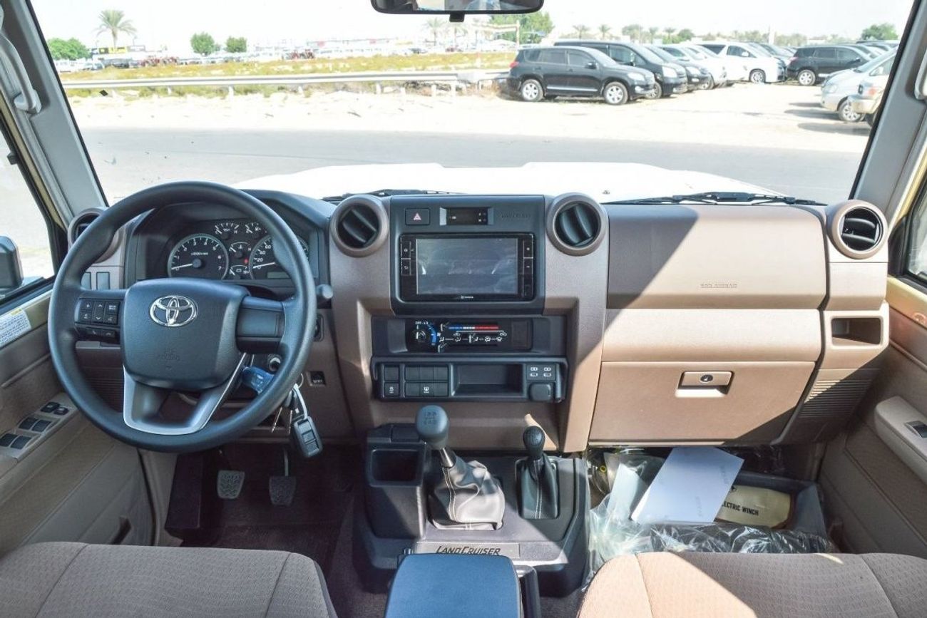Toyota Land Cruiser TOYOTA LAND CRUISER 76 SERIES 4.0L 4WD V6 SUV 2024 | REAR CAMERA | 8 INCH DISPLAY | DIFFERENTIAL LOC