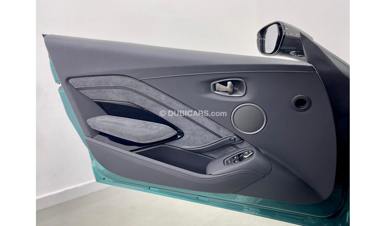 أستون مارتن فانتيج 2022 Aston Martin F1 Edition Vantage, 2025 Aston Martin Warranty, GCC, Like Brand New Car