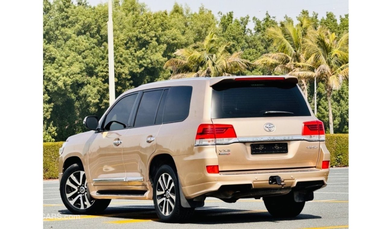 Toyota Land Cruiser 5.7 update 2021