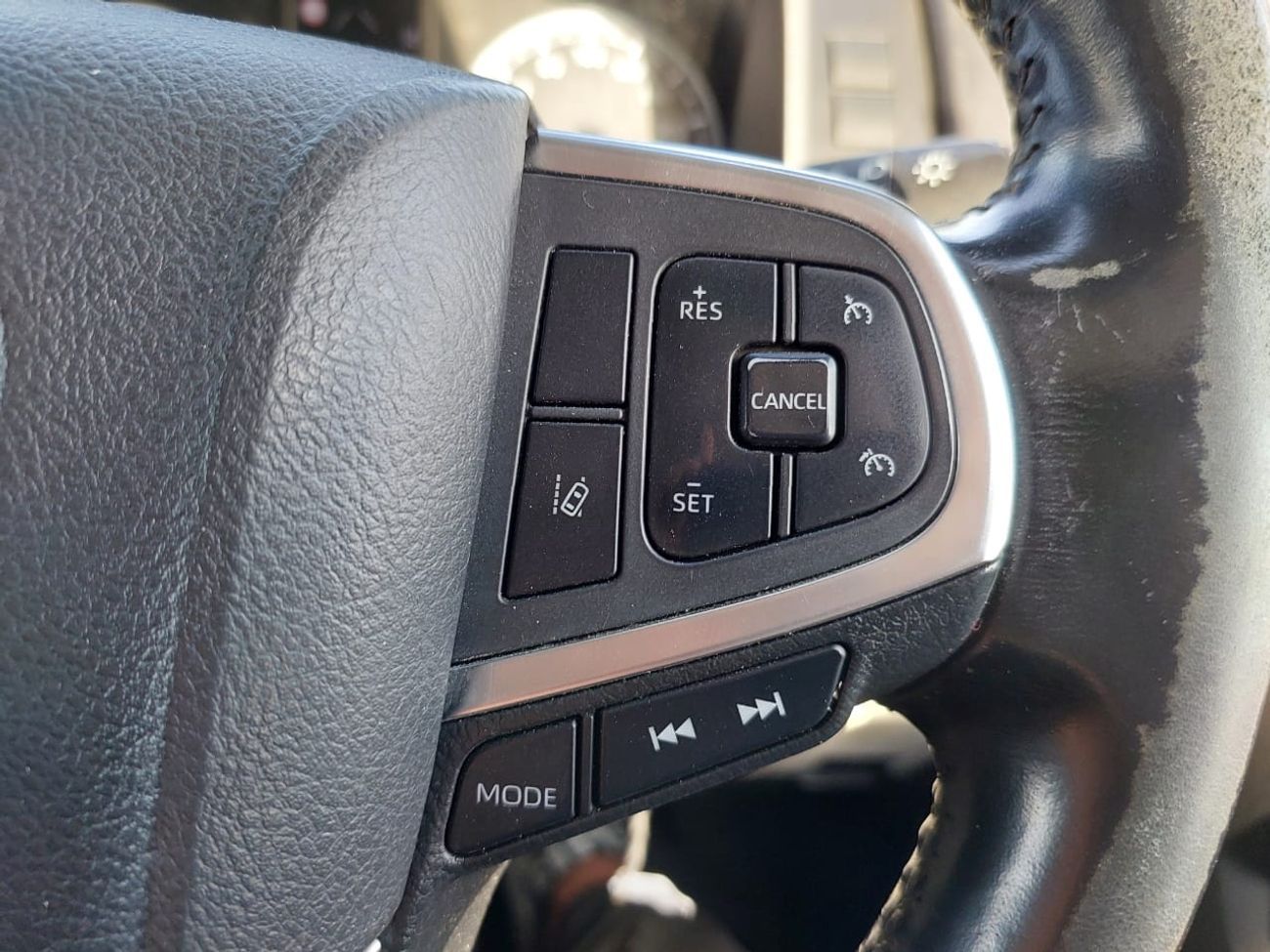 Toyota Hiace TOYOTA HIACE VAN AMBULANCE RHD 2020 MODEL 2.8 L DIESEL AUTOMATIC(PM04938)