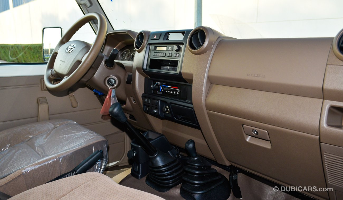 Toyota Land Cruiser Hard Top 4.5L Diesel V8