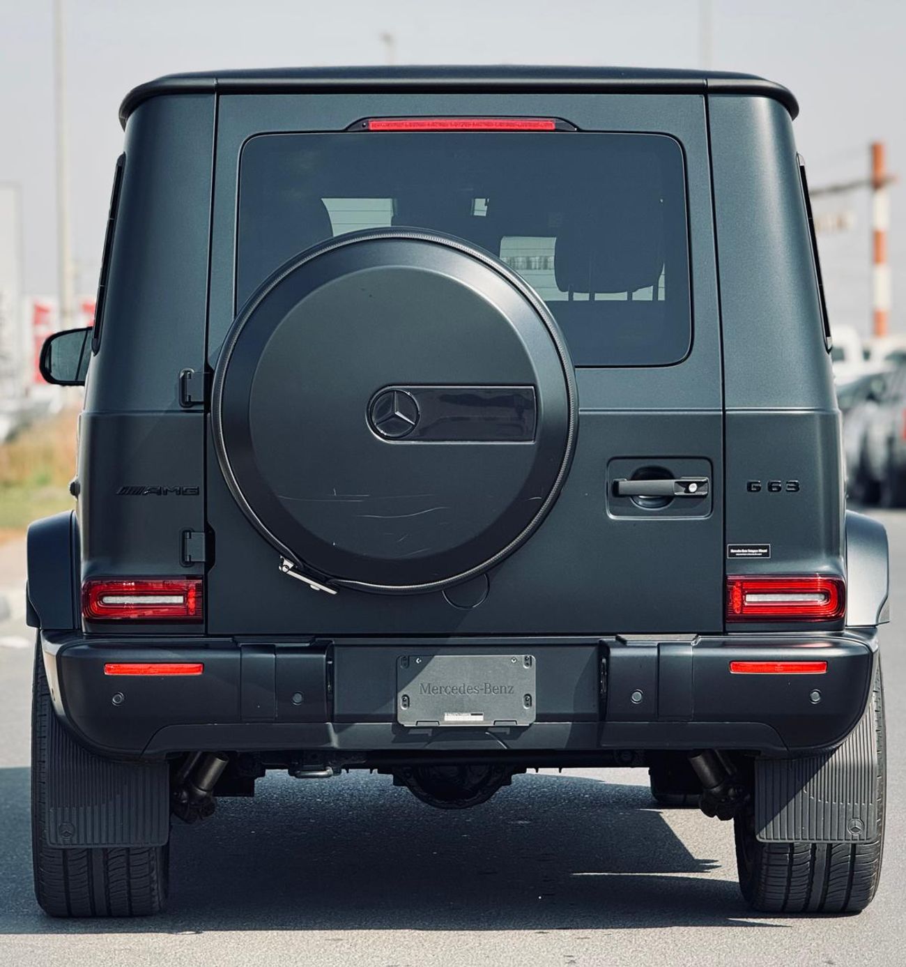 Mercedes-Benz G 63 AMG 4MATIC SUV RHD 4.0L Bi-Turbo V8 petrol engine Japanese Specs Automatic Gear AWD 5 Seats 5 Doors