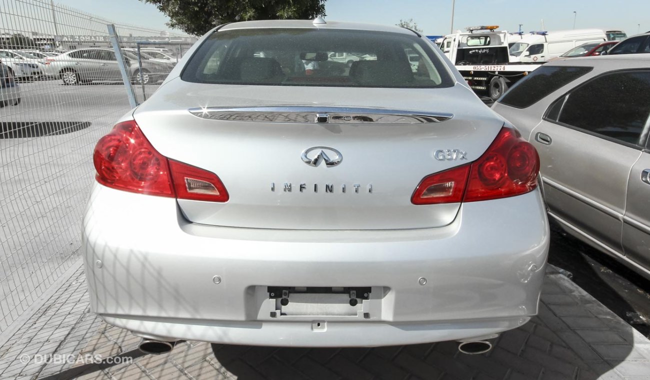 Infiniti G37 x