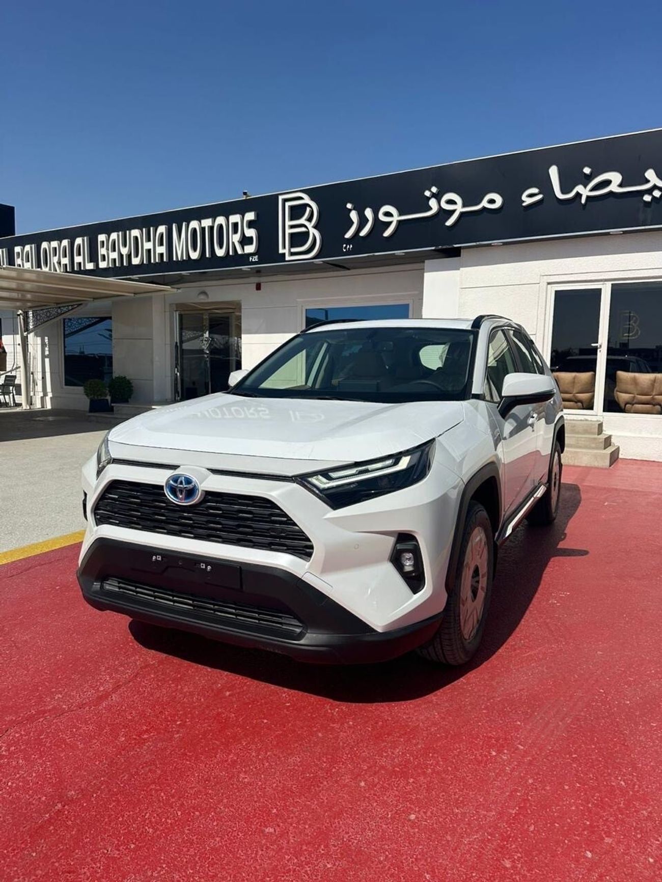 تويوتا راف ٤ 2.5L XLE Hybrid