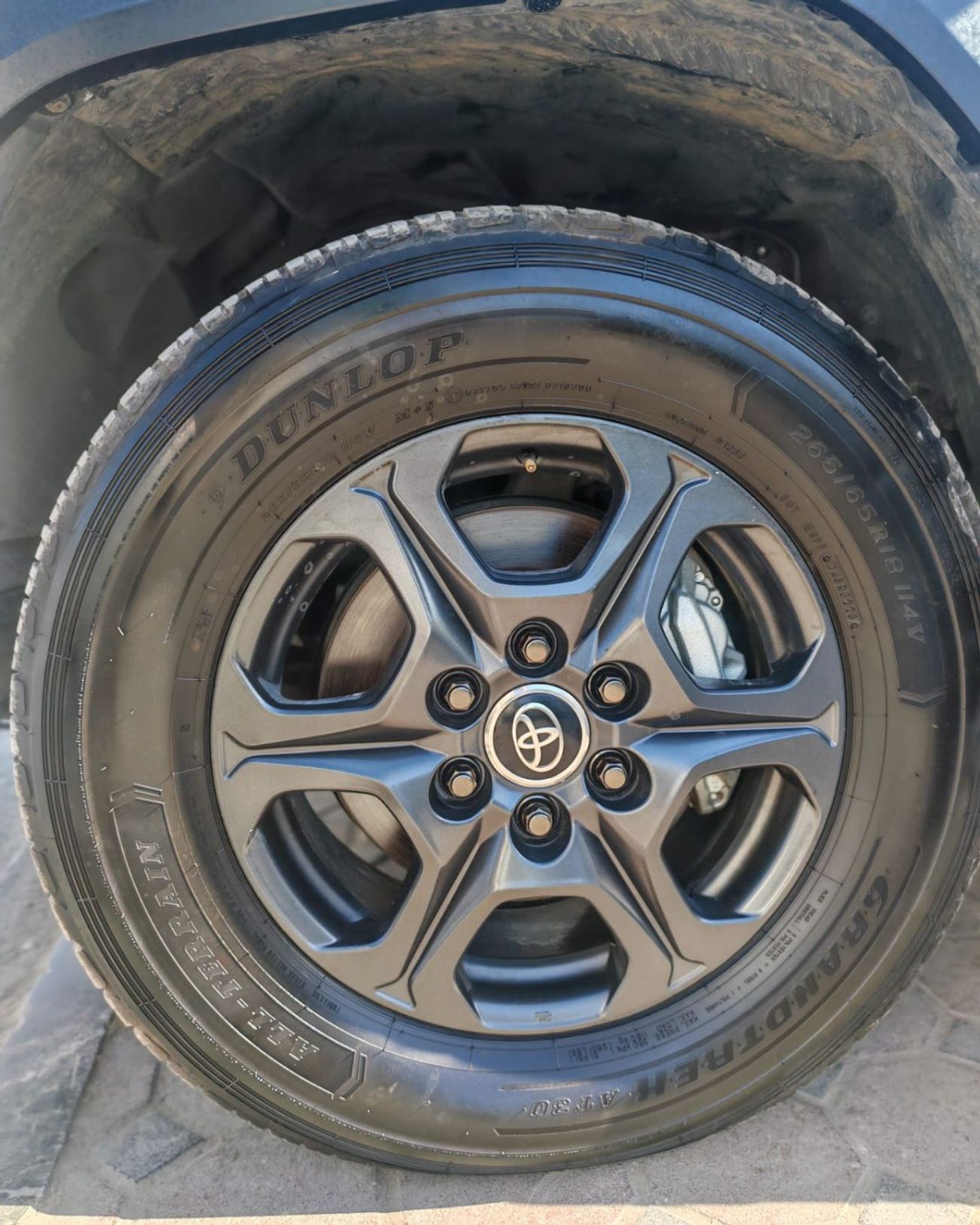 Toyota Land Cruiser GXR4 3.3L