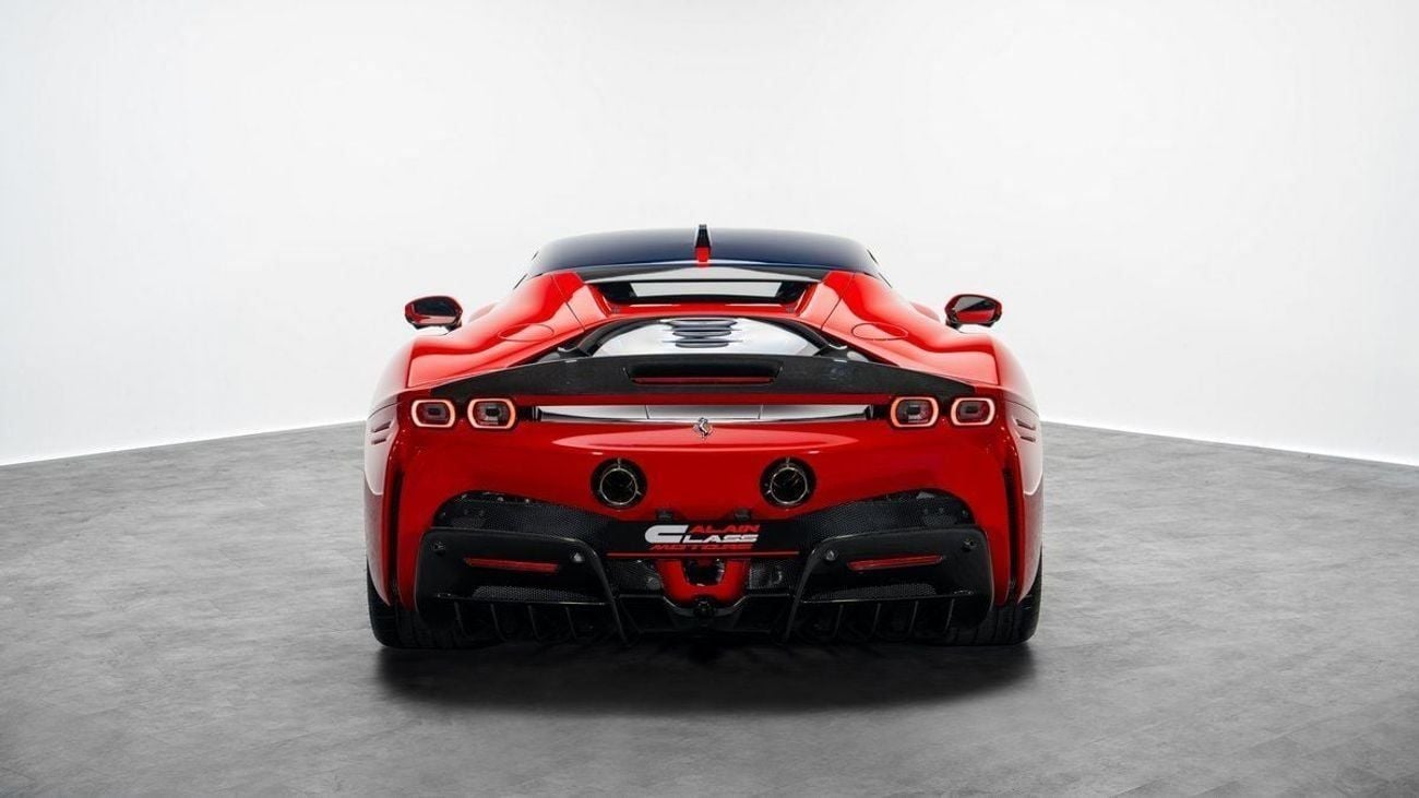 Ferrari SF90 STRADALE Tailor Made Ispirazioni 1 of 1 -  2022 - GCC - Under Service Contract