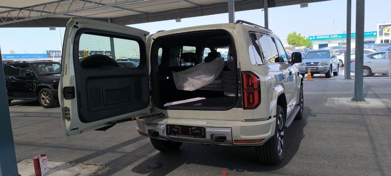 BYD Leopard 5 BYD LEOPARD 5 ULTRA