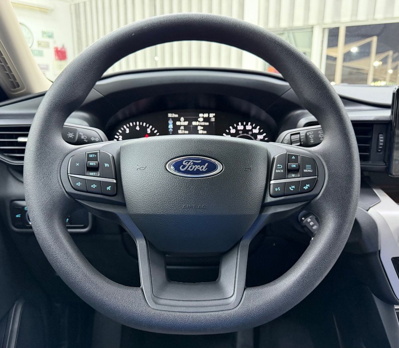 Ford Explorer Base 100A 3.3L 4WD