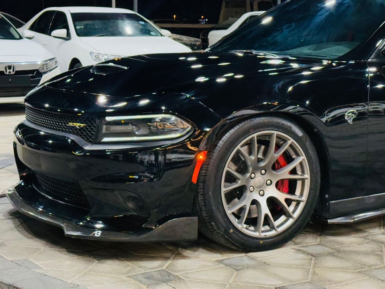 Dodge Charger SRT 392 6.4L (717 HP)