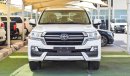 Toyota Land Cruiser VXR Grand Touring 5.7 V8