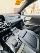 Mercedes Benz CLA250