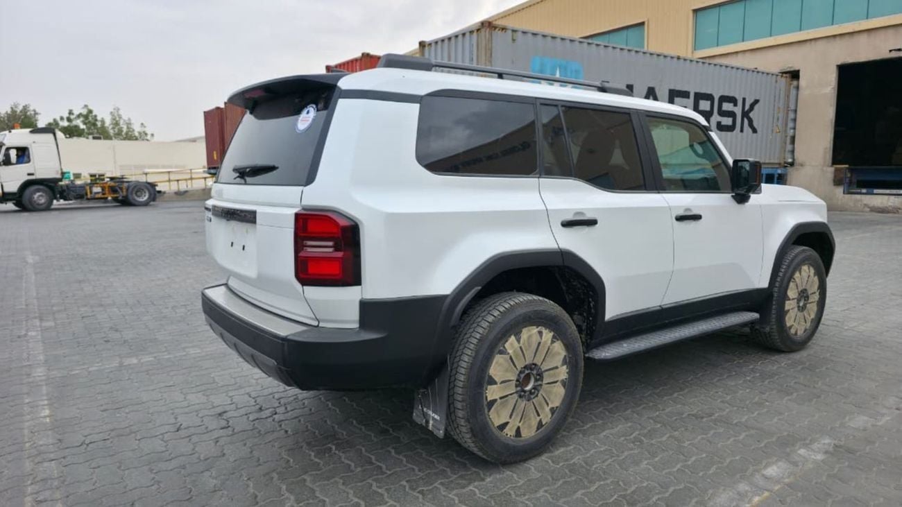 تويوتا برادو VXR 2.4L | T/Petrol | 4x4 | Four Door | 5 Seater | Automatic