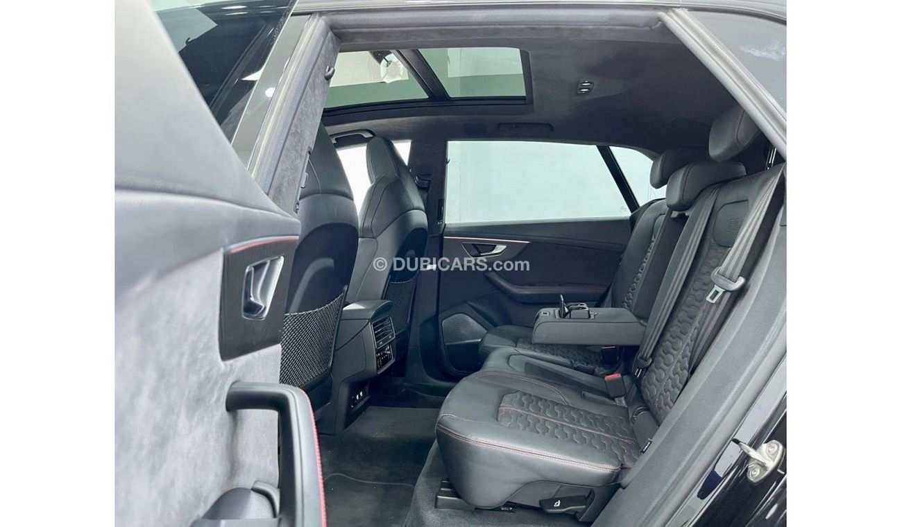 Audi RS Q8 Std 2020 Audi RSQ8 CARBON EDITION, Audi Warranty-Full Service History-Service Contract- GCC