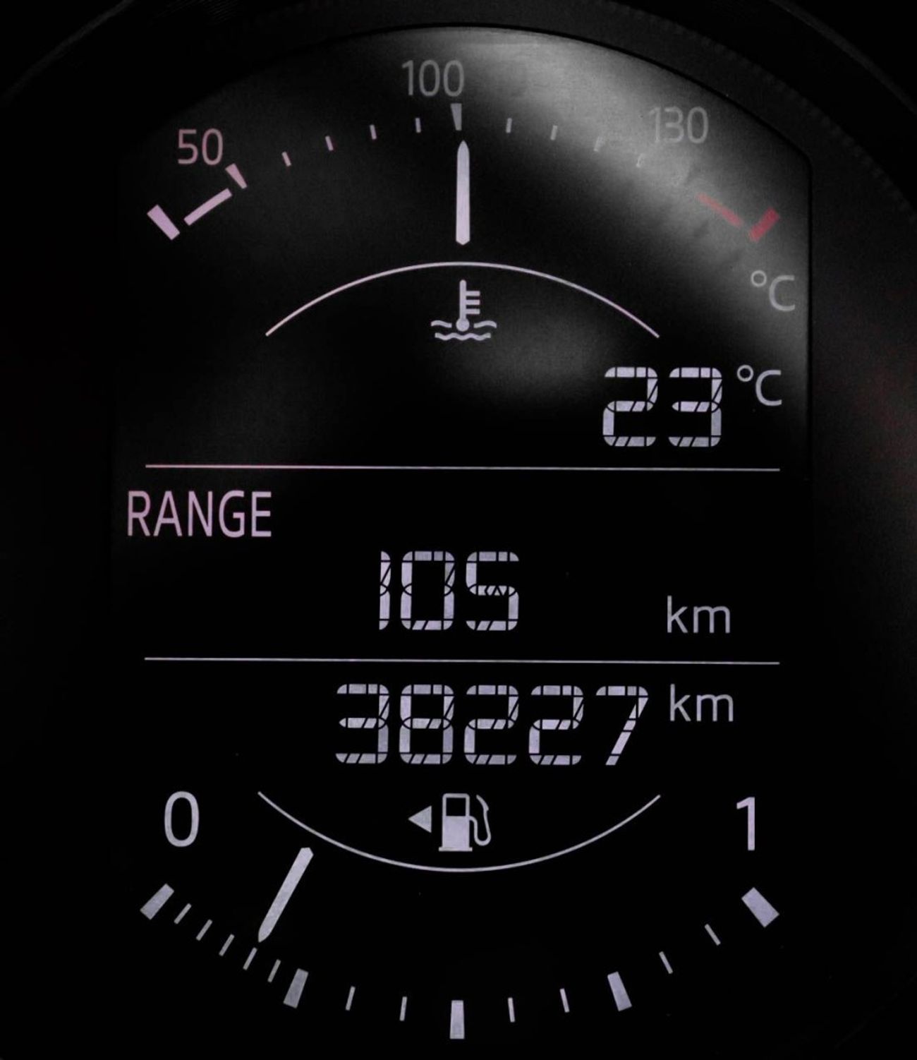 مازدا 6 2.5L S Mazda 6 2023 GCC 2.5L accident-free original paint in excellent condition 1345 P.M