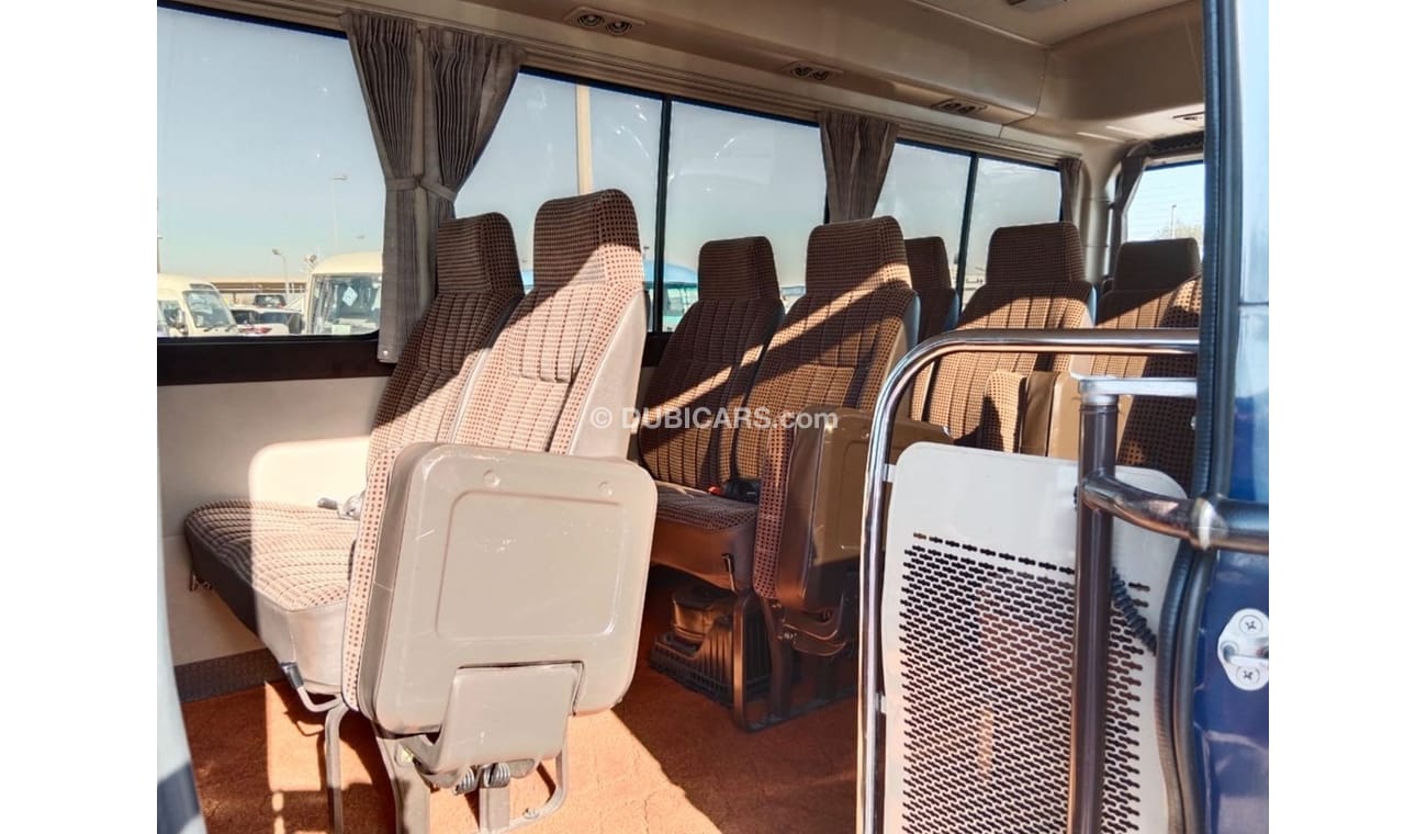 Toyota Coaster TOYOTA COASTER BUS RIGHT HAND DRIVE (PM1352)