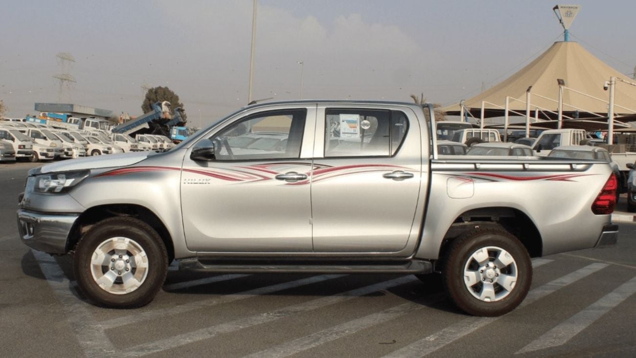 Toyota Hilux HILUX 2.4L AT DIESEL MED OPTION