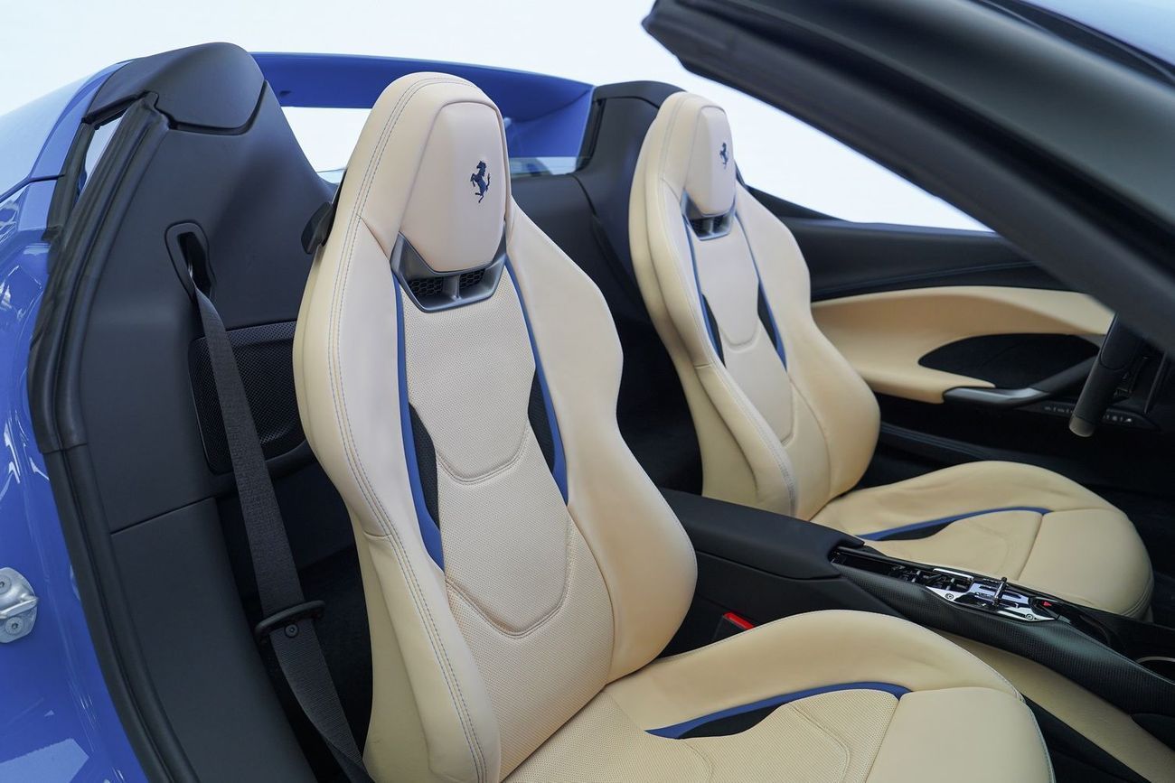 فيراري 296 GTB GTS