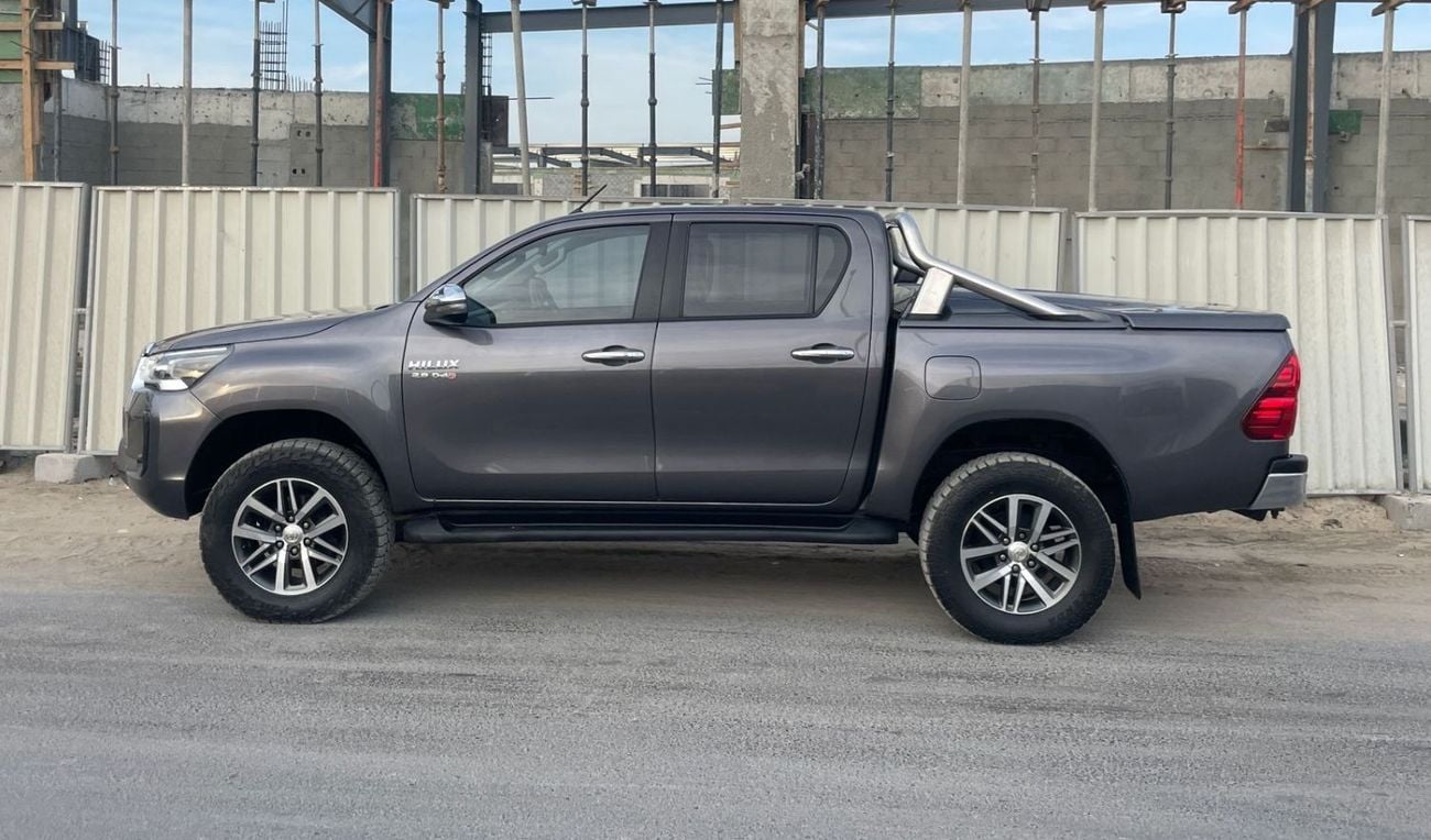 تويوتا هيلوكس RIGHT HAND VEHICLE ONLY FOR RIGHT HAND DRIVE