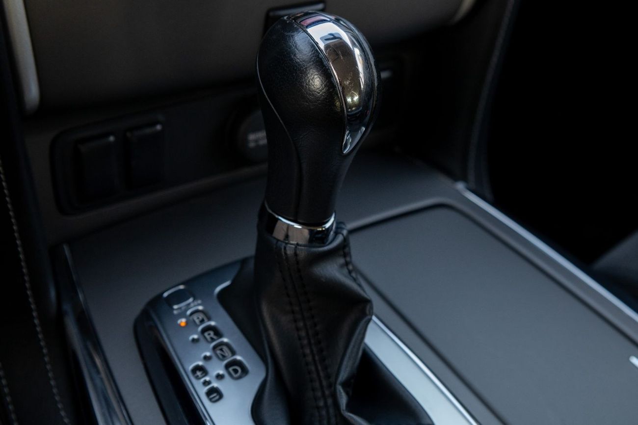 نيسان باترول XE 4.0L Nissan Patrol 2020 GCC under Warranty with Flexible Down-Payment.