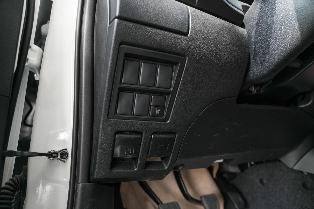 تويوتا هيلوكس