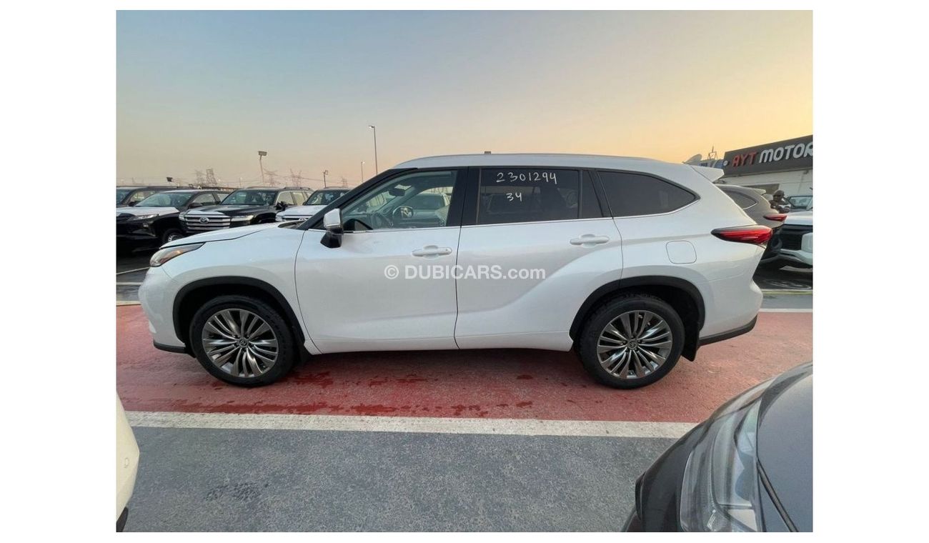 تويوتا هايلاندر PLATINUM 2.4L TURBO CANADIAN SPECS 2023 MODEL