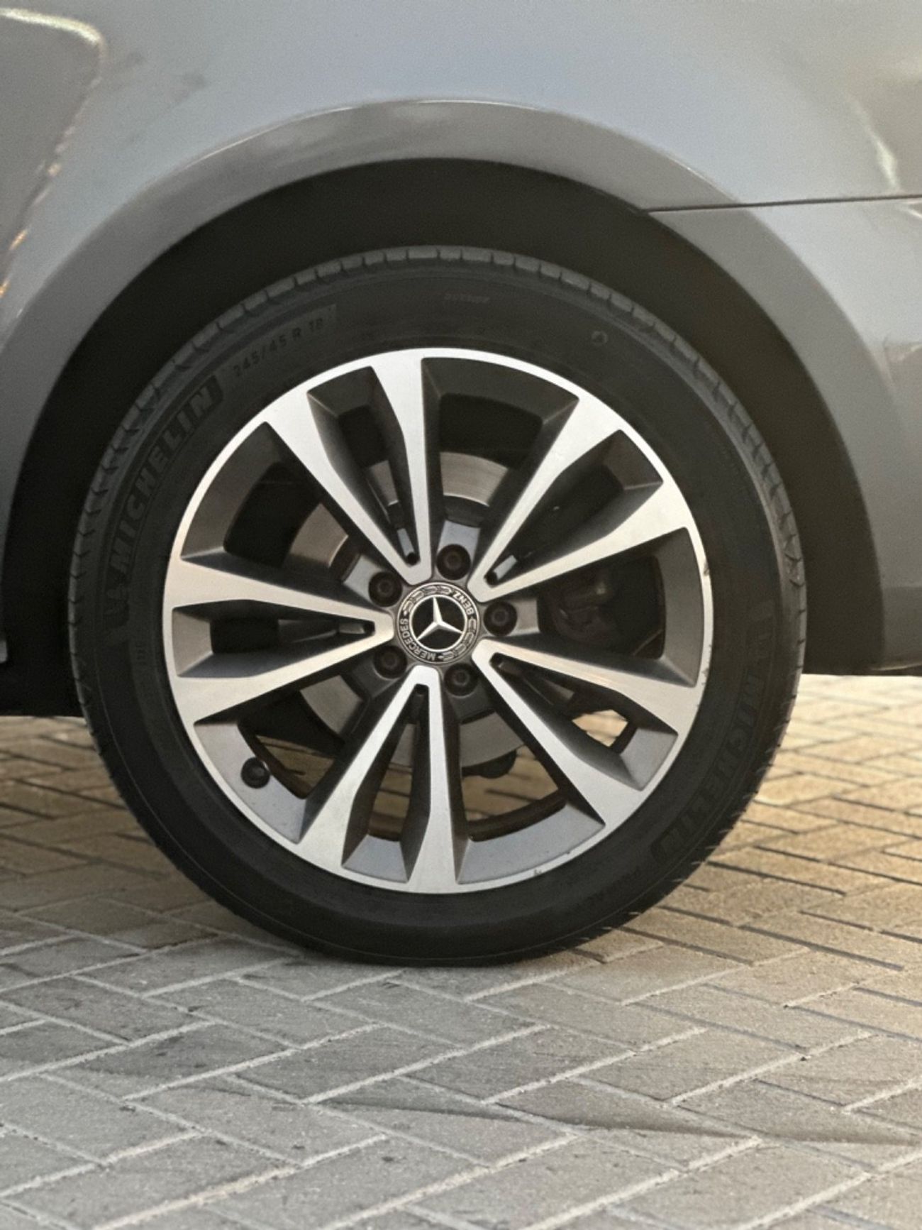 Mercedes-Benz V 250 Std 2.1L MODEL 2020 GCC CAR PERFECT CONDITION INSIDE AND OUTSIDEE