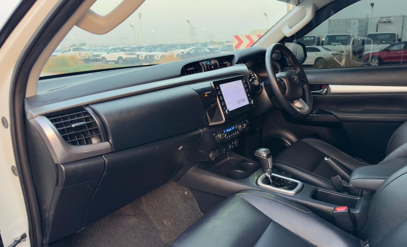 تويوتا هيلوكس GR SPORTS BODY KIT INSTALLED | 2023 | 360 VIEW CAMERA | 2.8L DIESEL ENGINE | AT | PUSH START