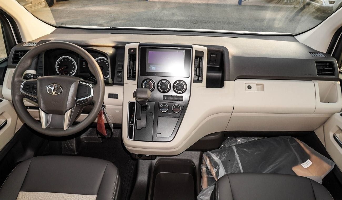 Toyota Hiace HIACE HIGHROOF PETROL AUTO 3.5L, GL - 2025