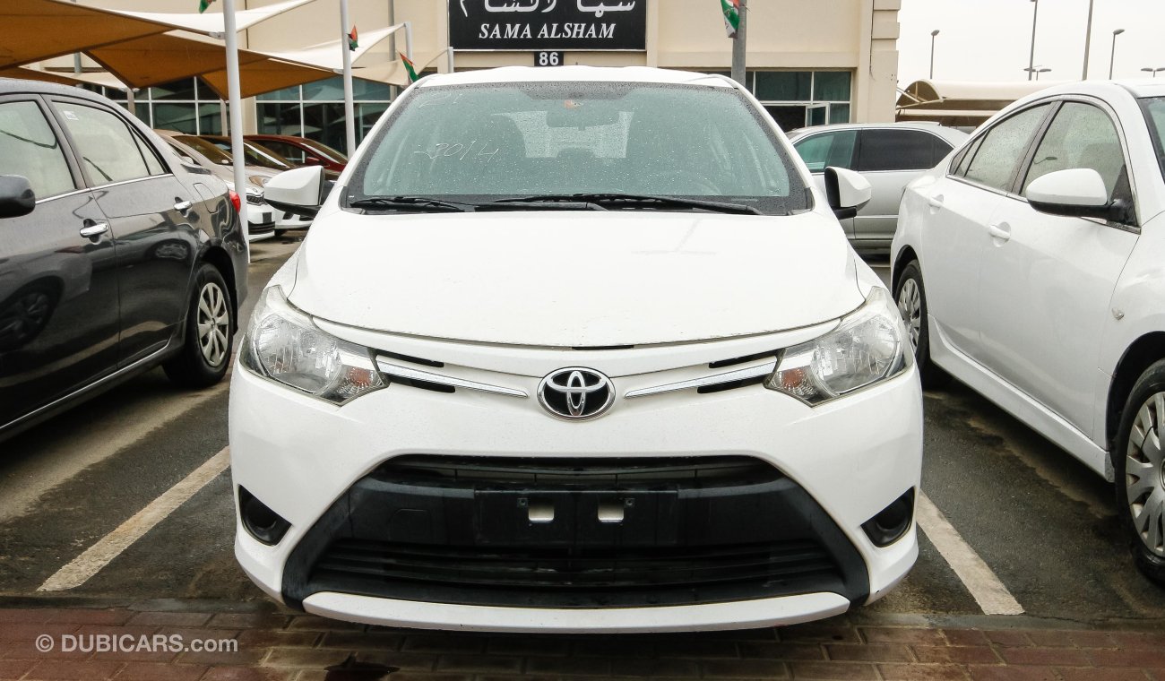 Toyota Yaris SE