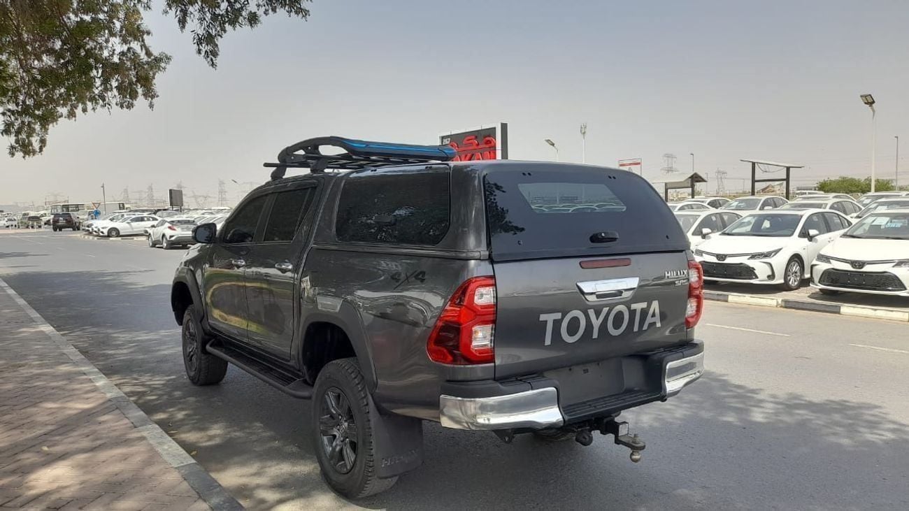Toyota Hilux Right-Hand drive Diesel 2.8 SR5 2.8CC auto with canopy leather electric seats