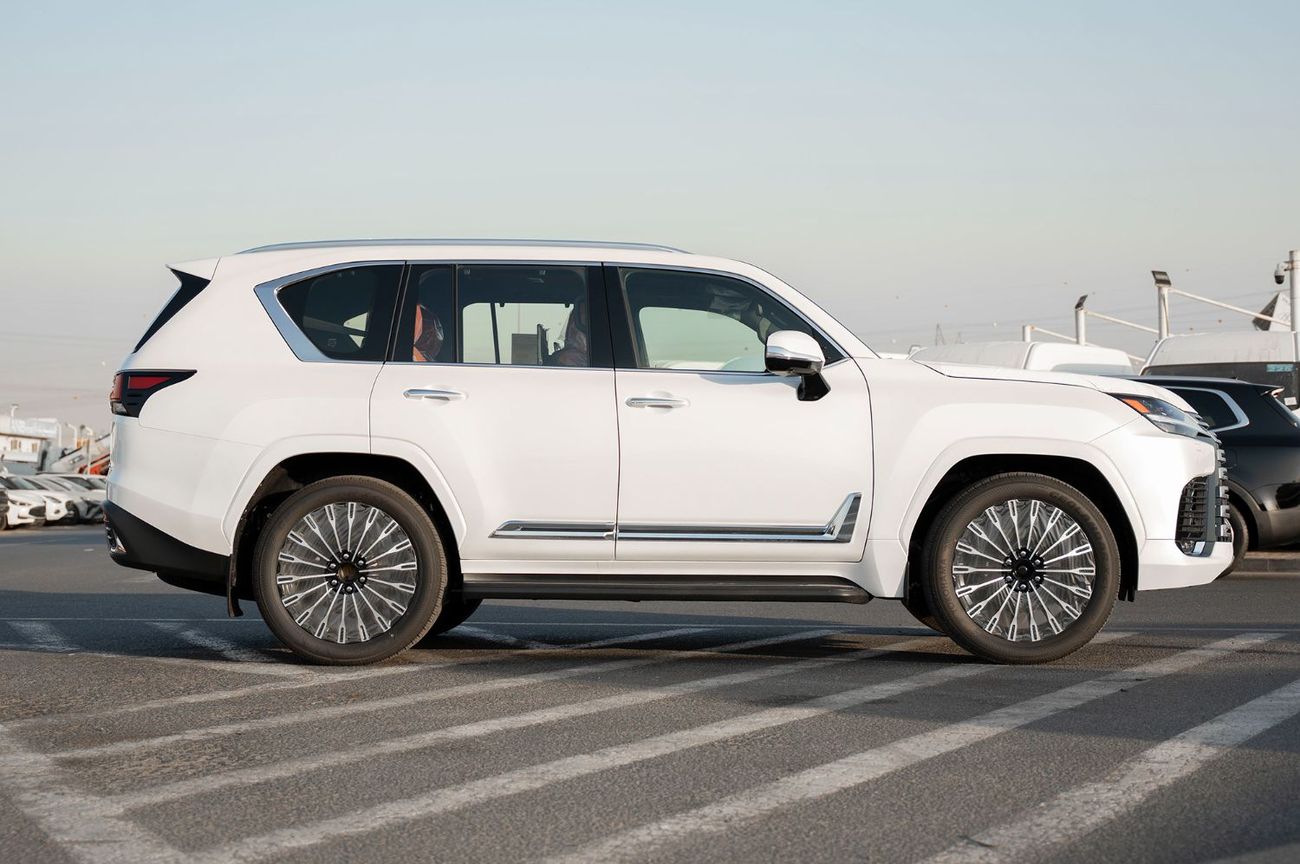 Lexus LX 700h 2026 Lexus LX700h VIP 3.5L Petrol AT (White - Orange)