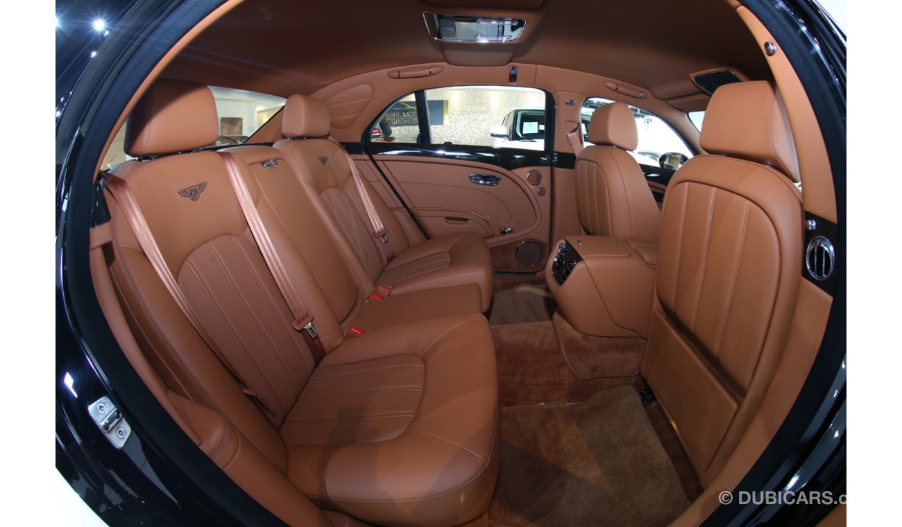 بنتلي مولسان BENTLEY MULSANNE 6.75L V8 TWIN TURBO SEDAN - VERY LOW MILEAGE