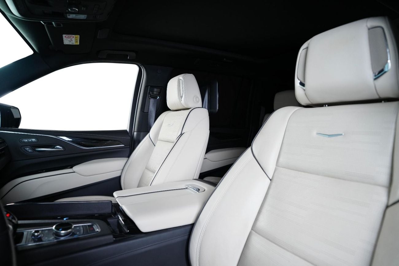 Cadillac Escalade SPORT 600 - GCC- Cadillac service package available