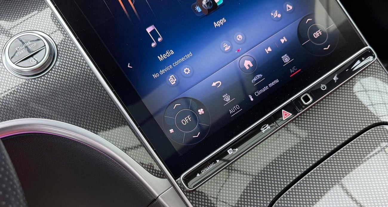 Mercedes-Benz C 200 Premium 2.0L 2024 Mercedes Benz C200, 2028 Mercedes Warranty + Service Pack, Full MB Service History