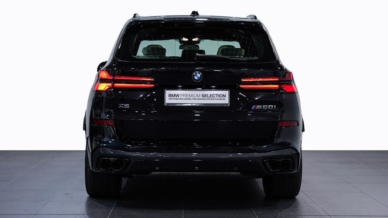بي أم دبليو X5 M60i LUXURY