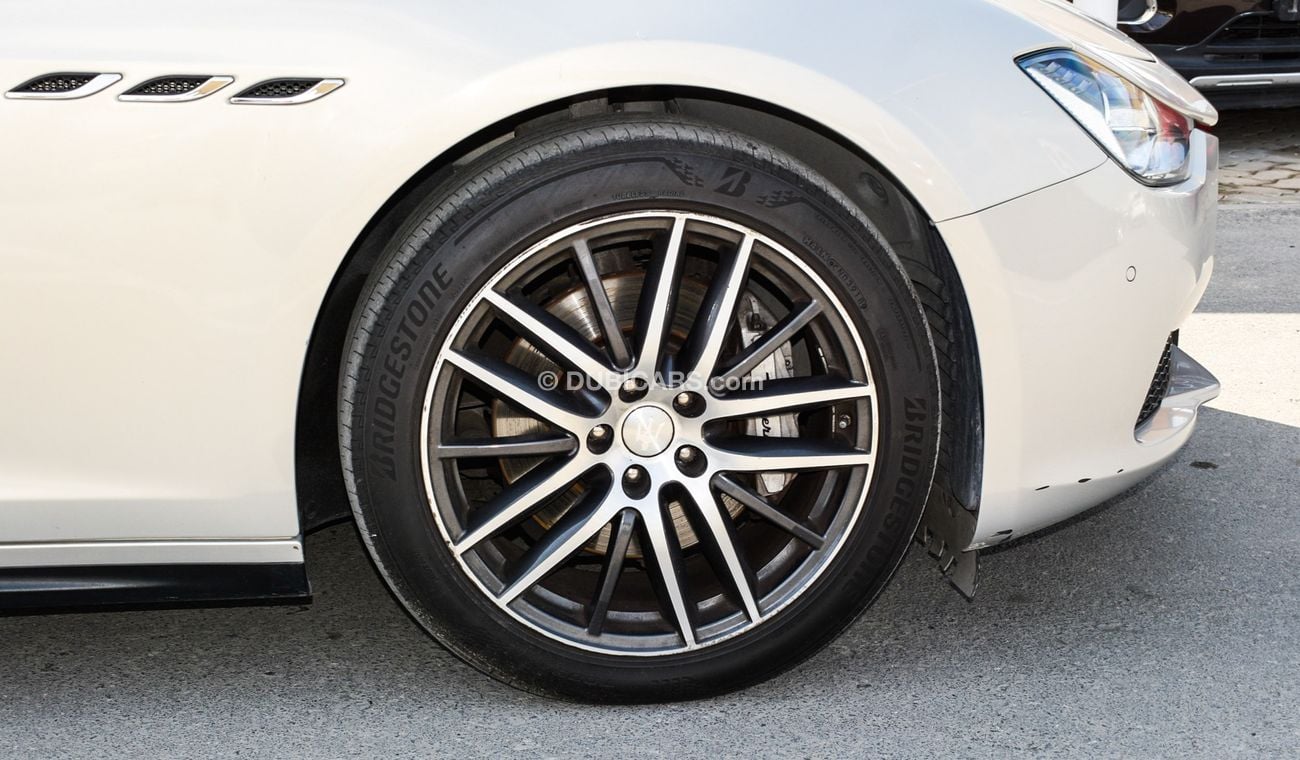 Maserati Ghibli GCC Specs