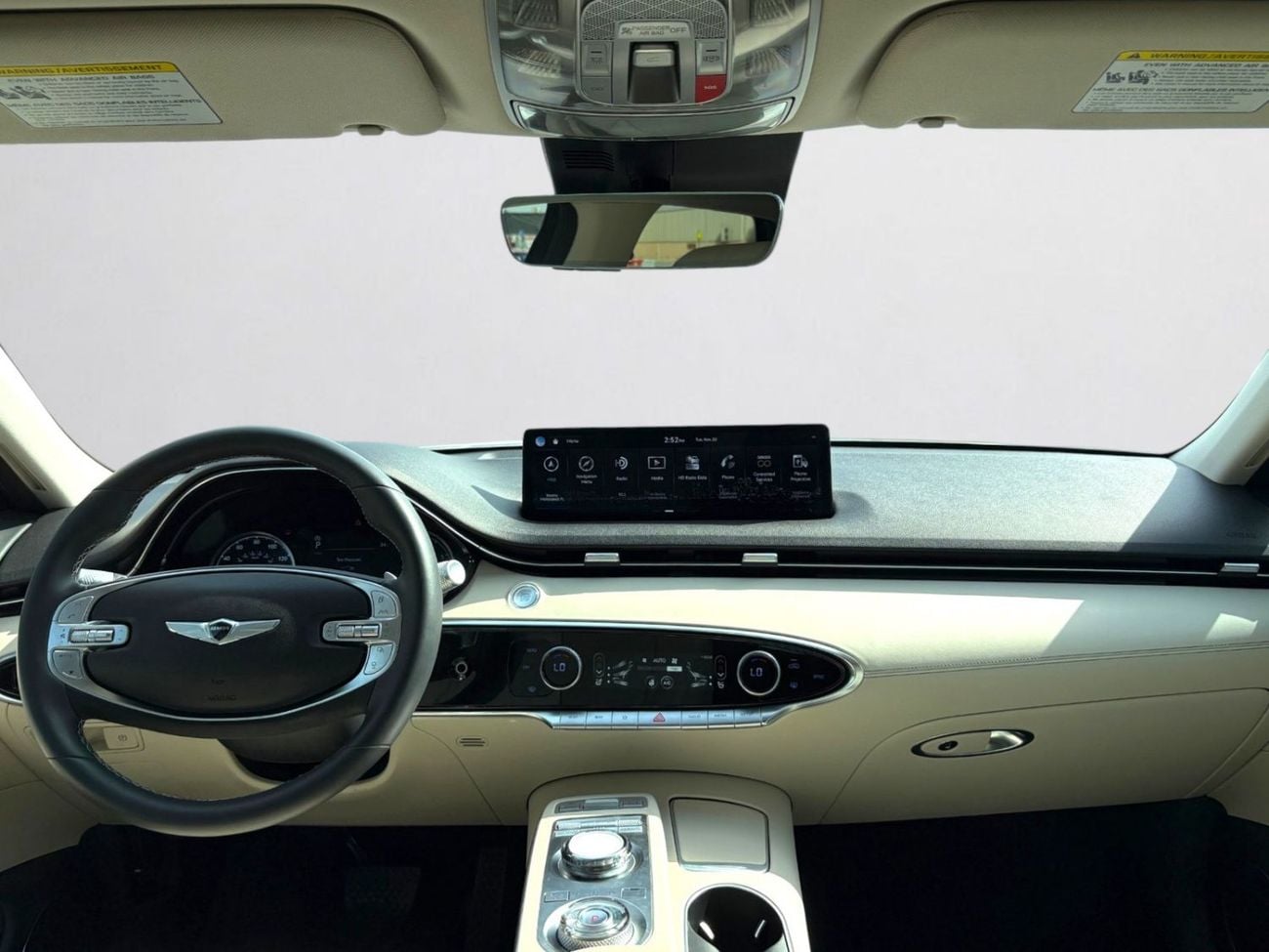 جينيسس GV70 PREMIUM AED 2,240 P.M | 0% DOWN PAYMENT | GENESIS GV70 2.5T AWD | 2.5L TURBO – 304 HP | 2025