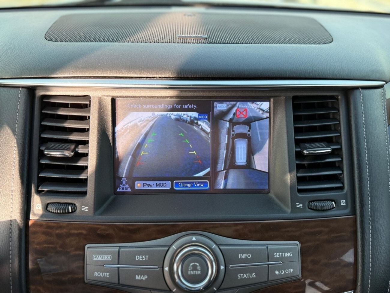 Nissan Armada SL 4WD