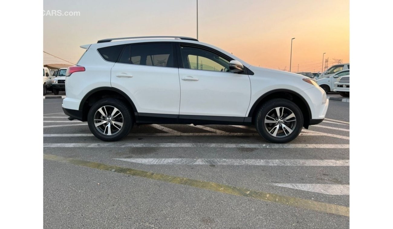 Toyota RAV4 *Offer*2018 Toyota Rav4 XLE With Sunroof / EXPORT ONLY / فقط للتصدير