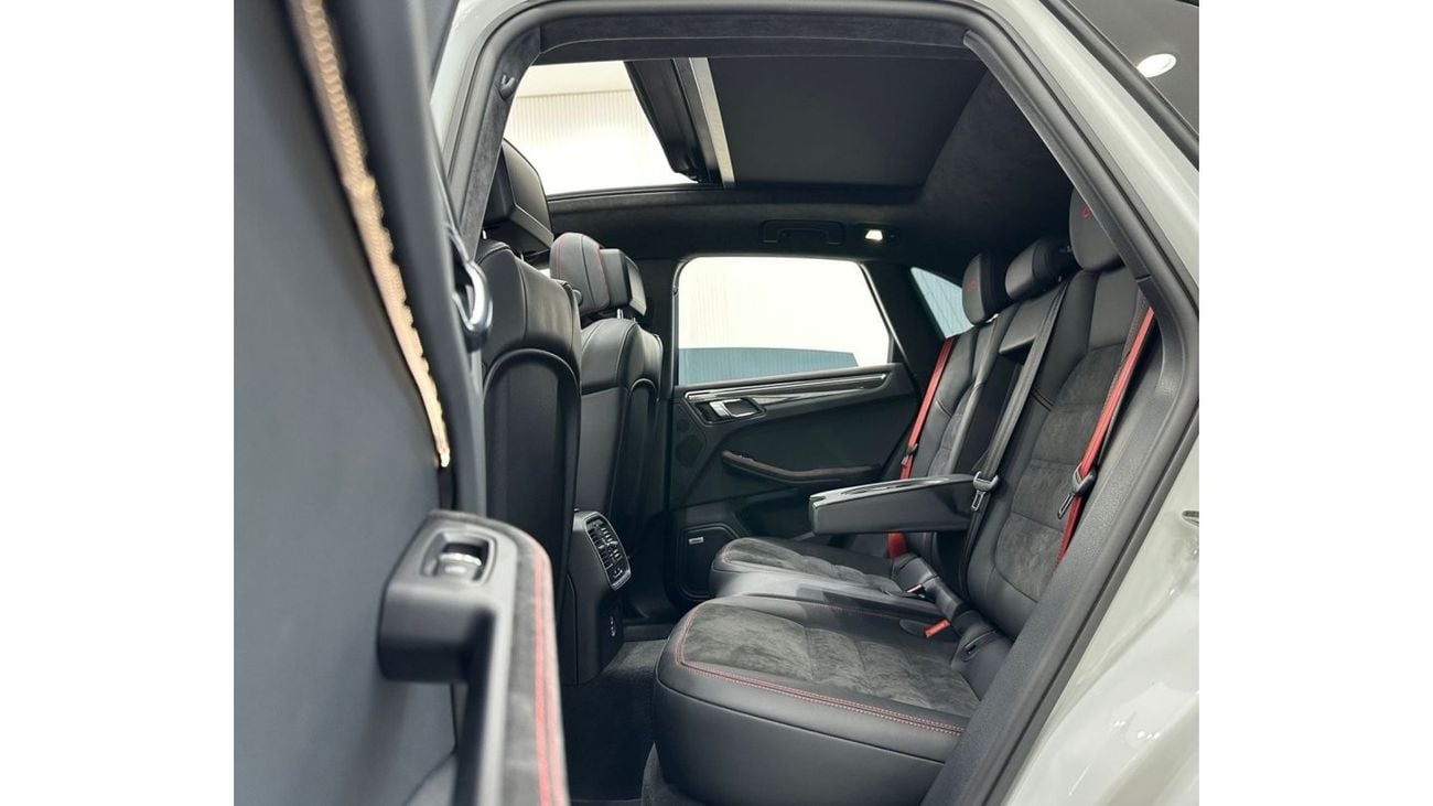 بورش ماكان 2021 Porsche Macan GTS, May 2025 Porsche Warranty, Full Options, Low Kms, Euro Specs