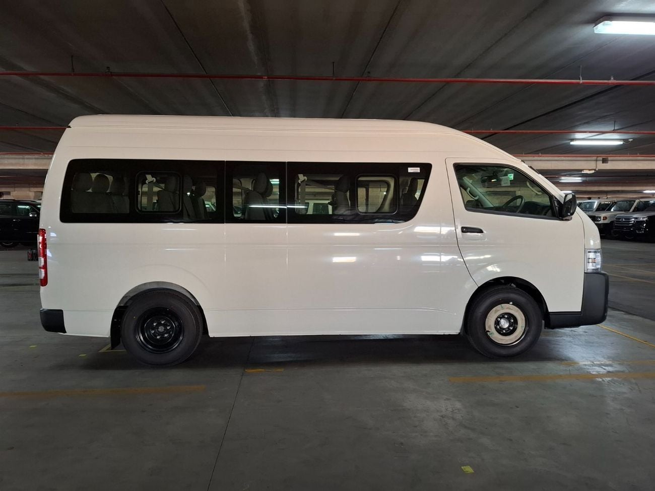تويوتا هاياس GL Toyota HIACE Diesel RHD