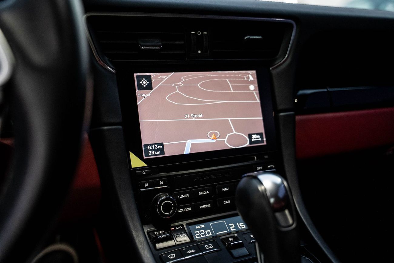 بورش 911 Carrera 3.0L (444 HP) Coupe