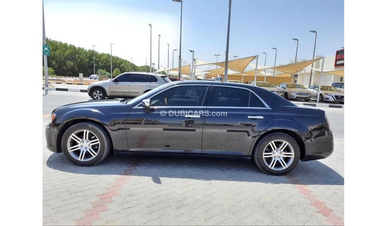 Chrysler 300C Chrysler C300 g cc 2014 full option no 1 accident free