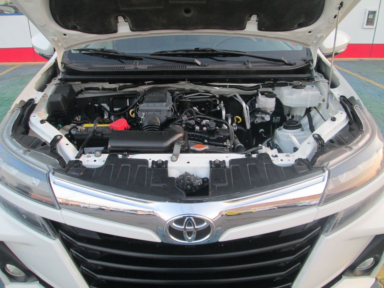 تويوتا أفانزا Standard 1.5L