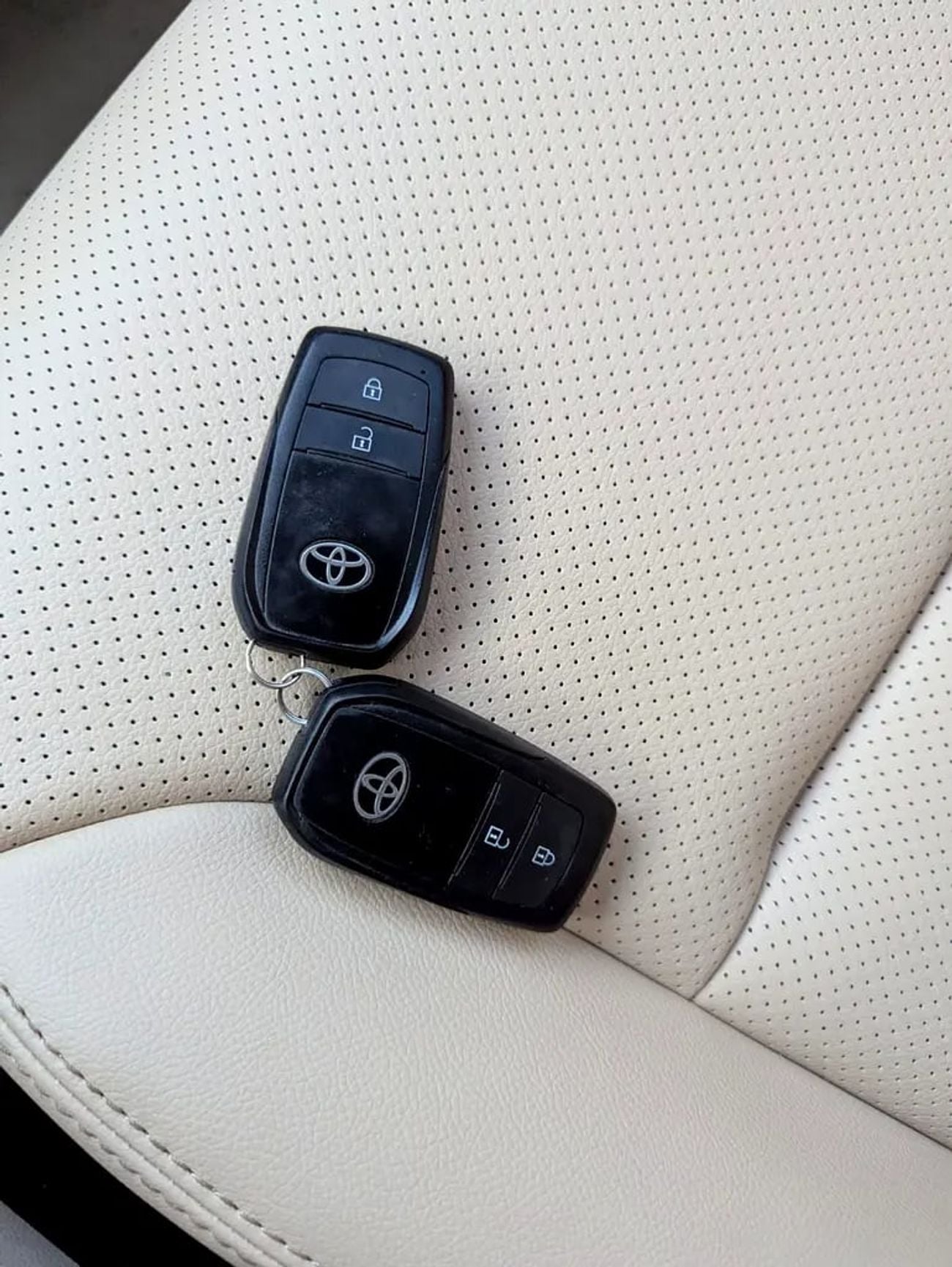 تويوتا لاند كروزر VXR 2023 GCC Specs Interior and Exterior Excellent Condition