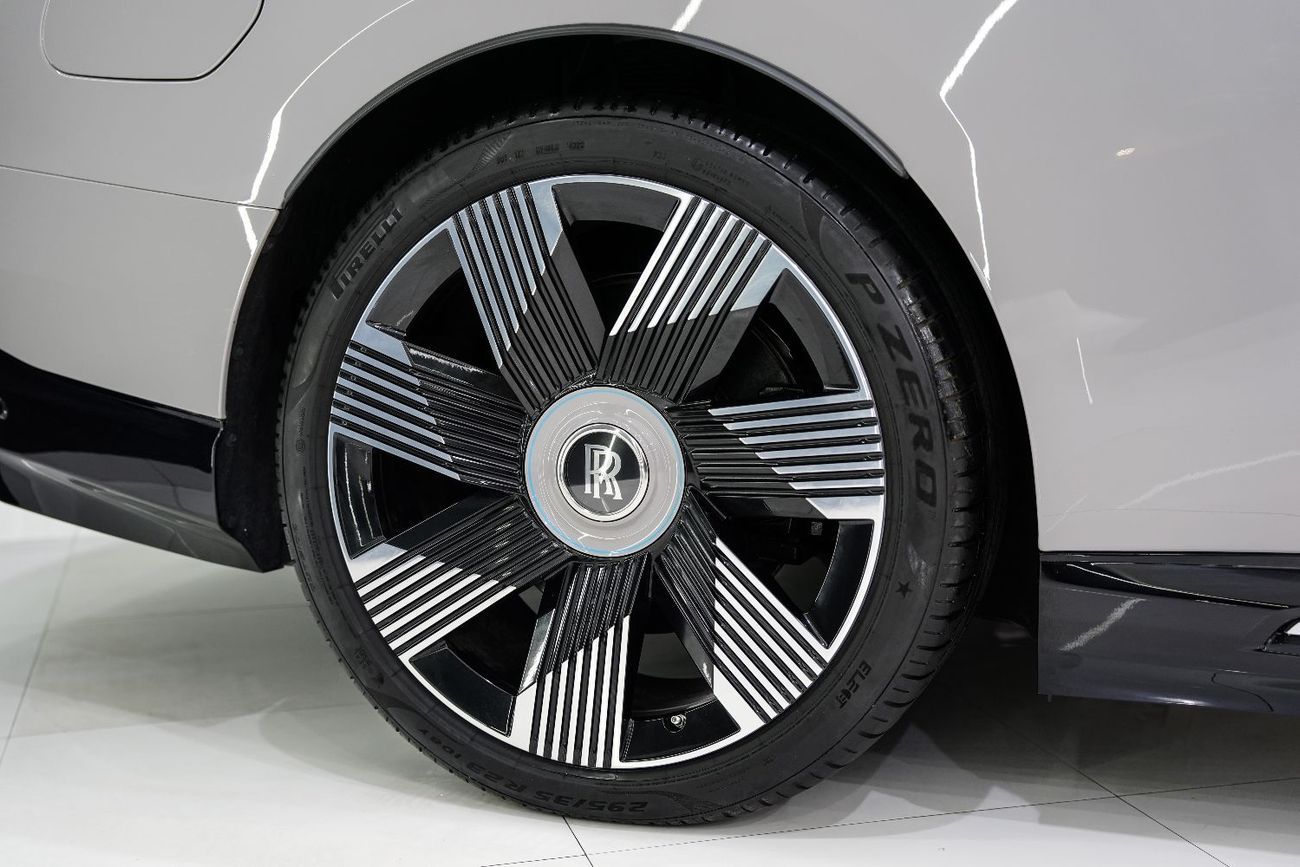 Rolls-Royce Spectre Coupe Two-Tone Interior, Bespoke Audio, Illuminated Grille, Dealer Warr + Serv!!