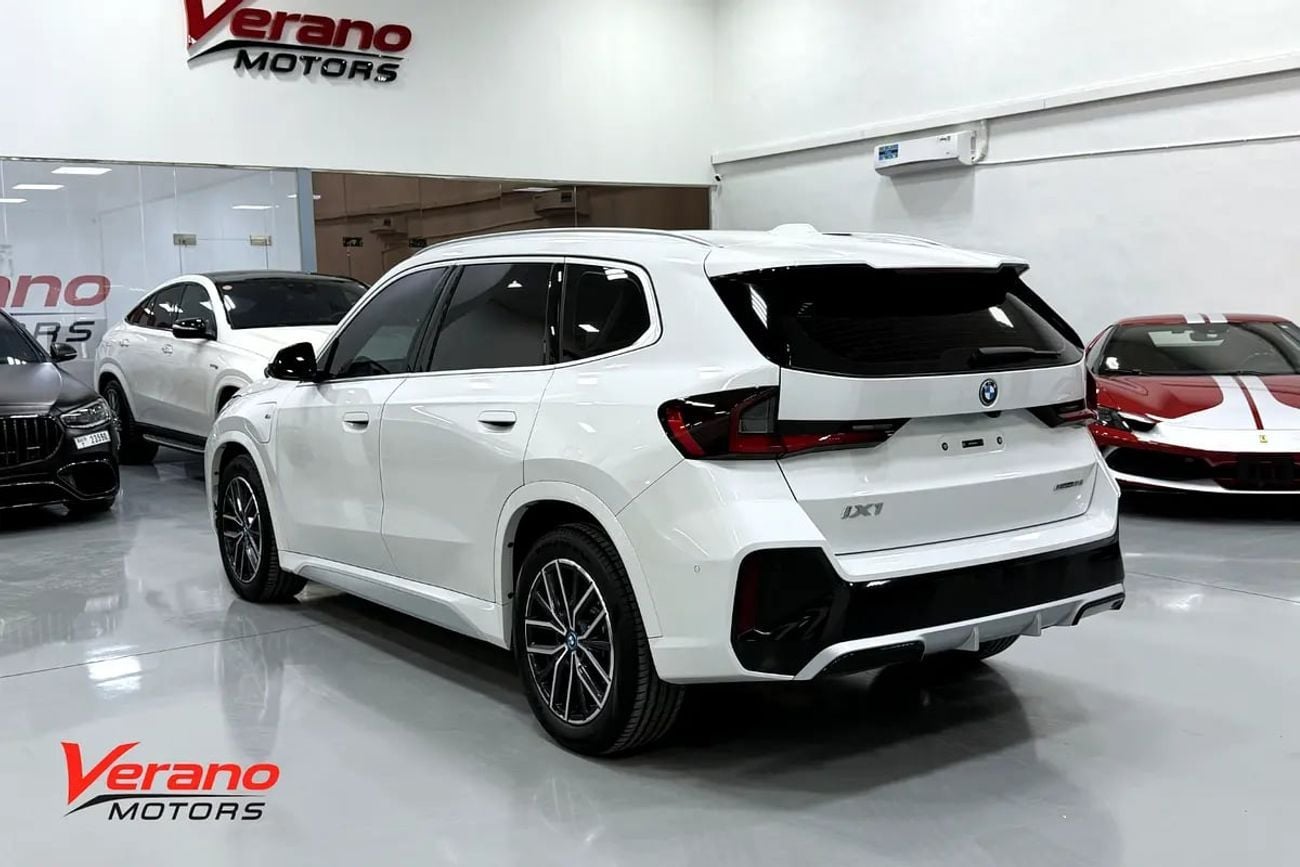 بي أم دبليو iX1 Electric M Sport | Full Options | 500KM Range | Panoramic | 5,000KM Only