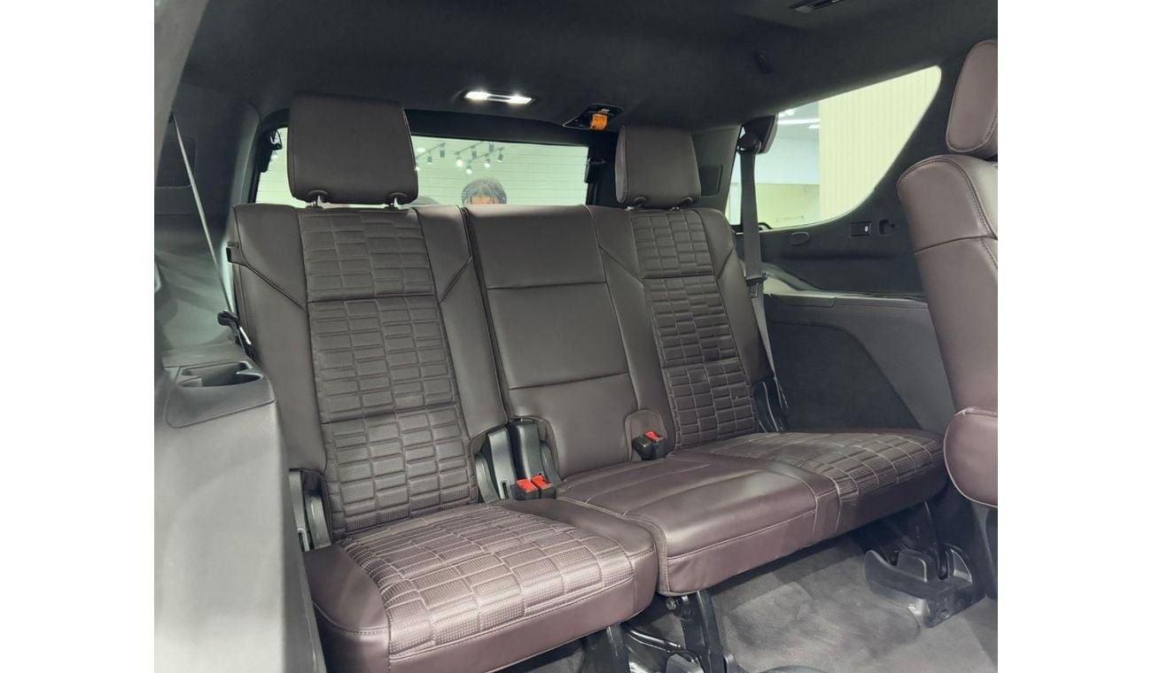 Cadillac Escalade Escalade-V 6.2L 2023 Cadillac Escalade V, 2026 Cadillac Warranty, 2027 Cadillac Service Pack, 8 Seat