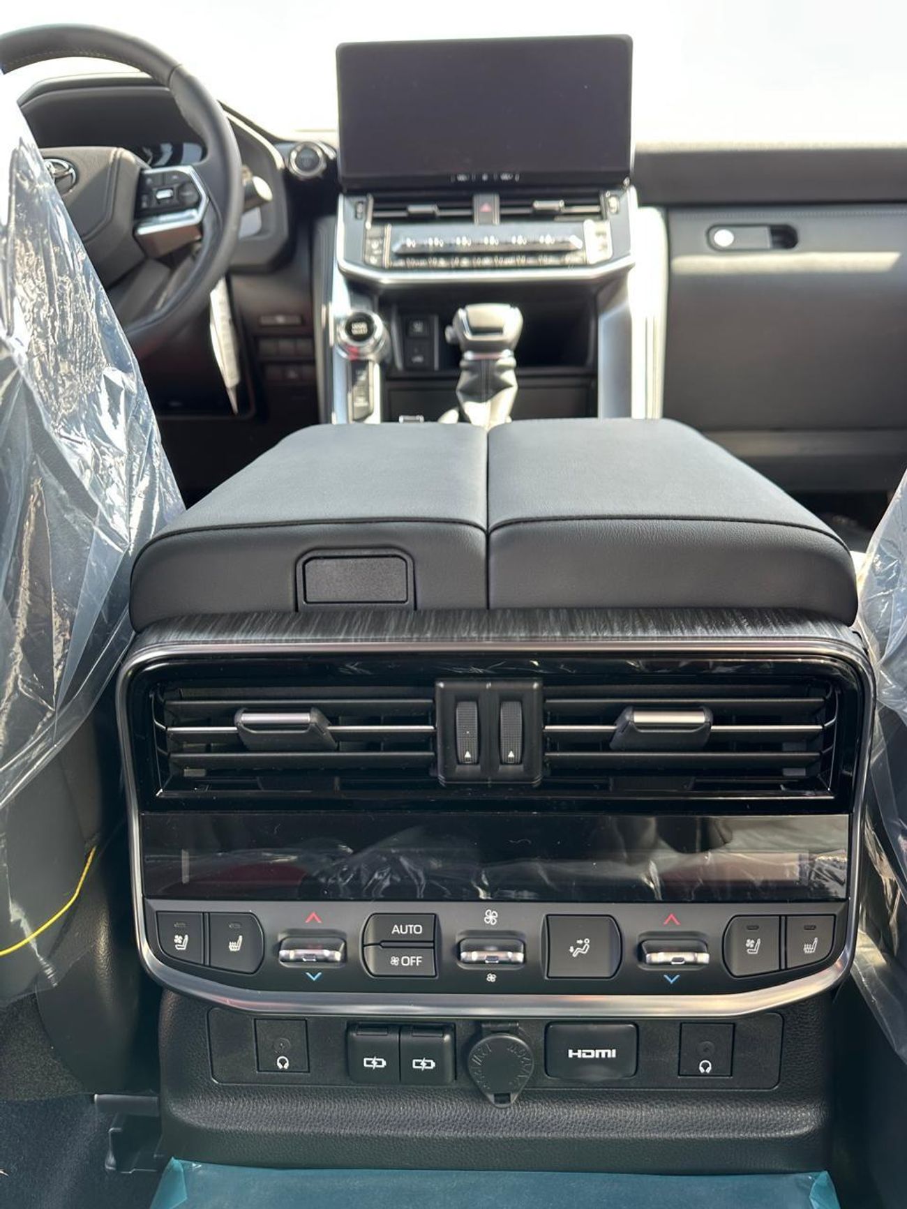 تويوتا لاند كروزر 3.5T VXR Hybrid