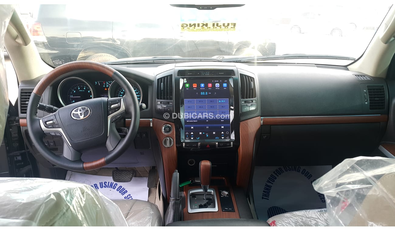 تويوتا لاند كروزر FULL OPTION V8 BLACK COLOR 2020 SHAPE